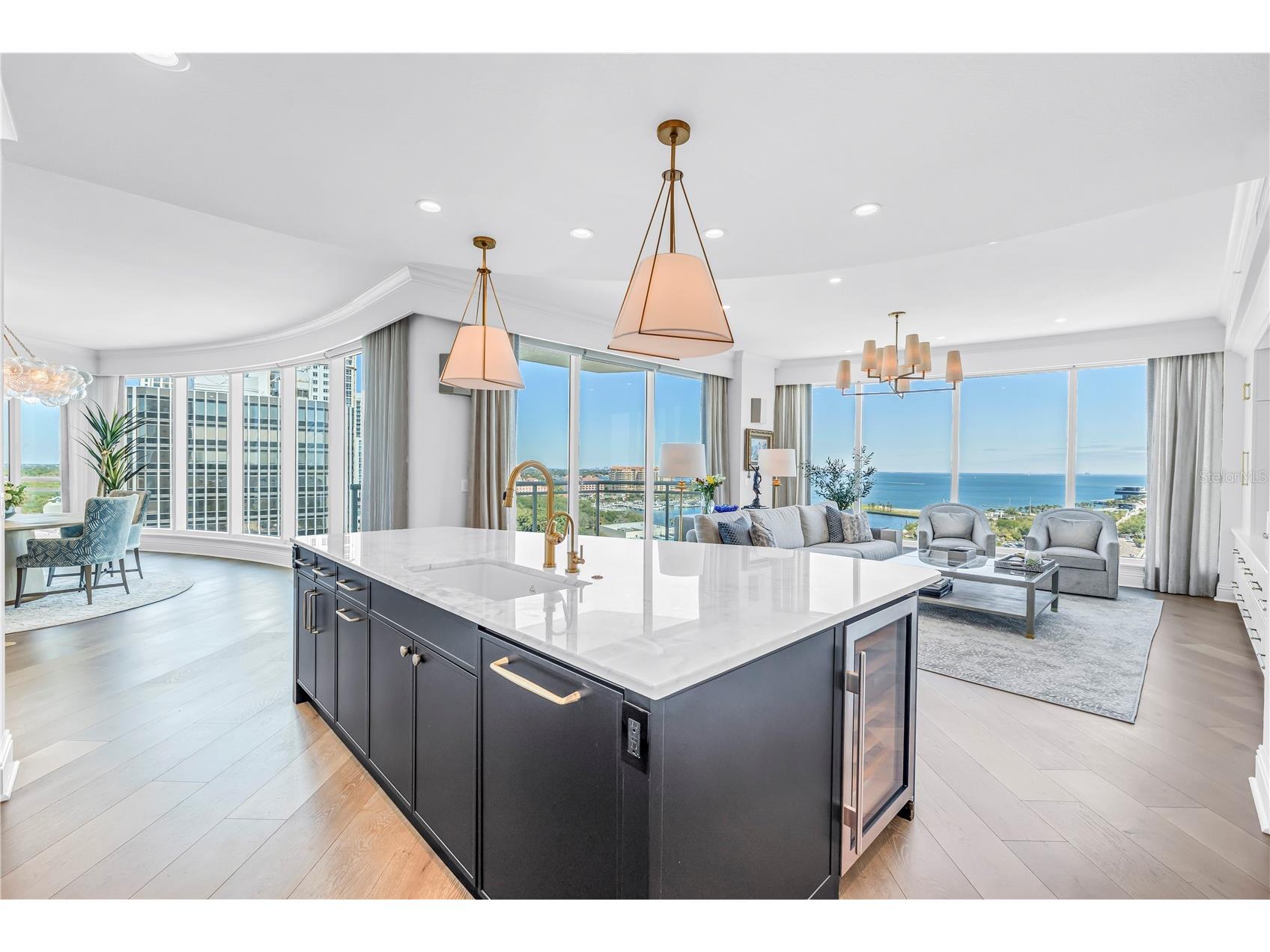 180 Beach Drive NE #1401 Saint Petersburg FL 33701 TB8487087 image18