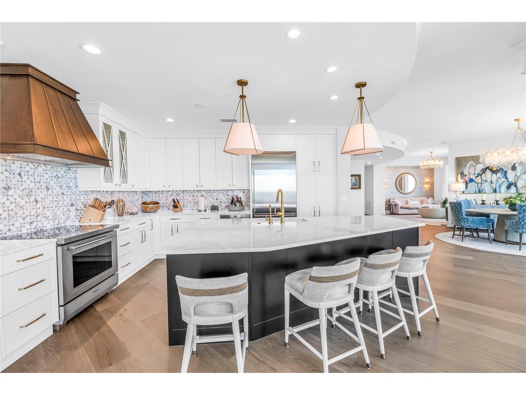 180 Beach Drive NE #1401 Saint Petersburg FL 33701 TB8487087 image21