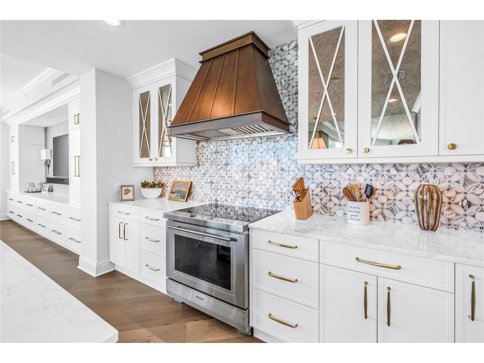 180 Beach Drive NE #1401 Saint Petersburg FL 33701 TB8487087 image22