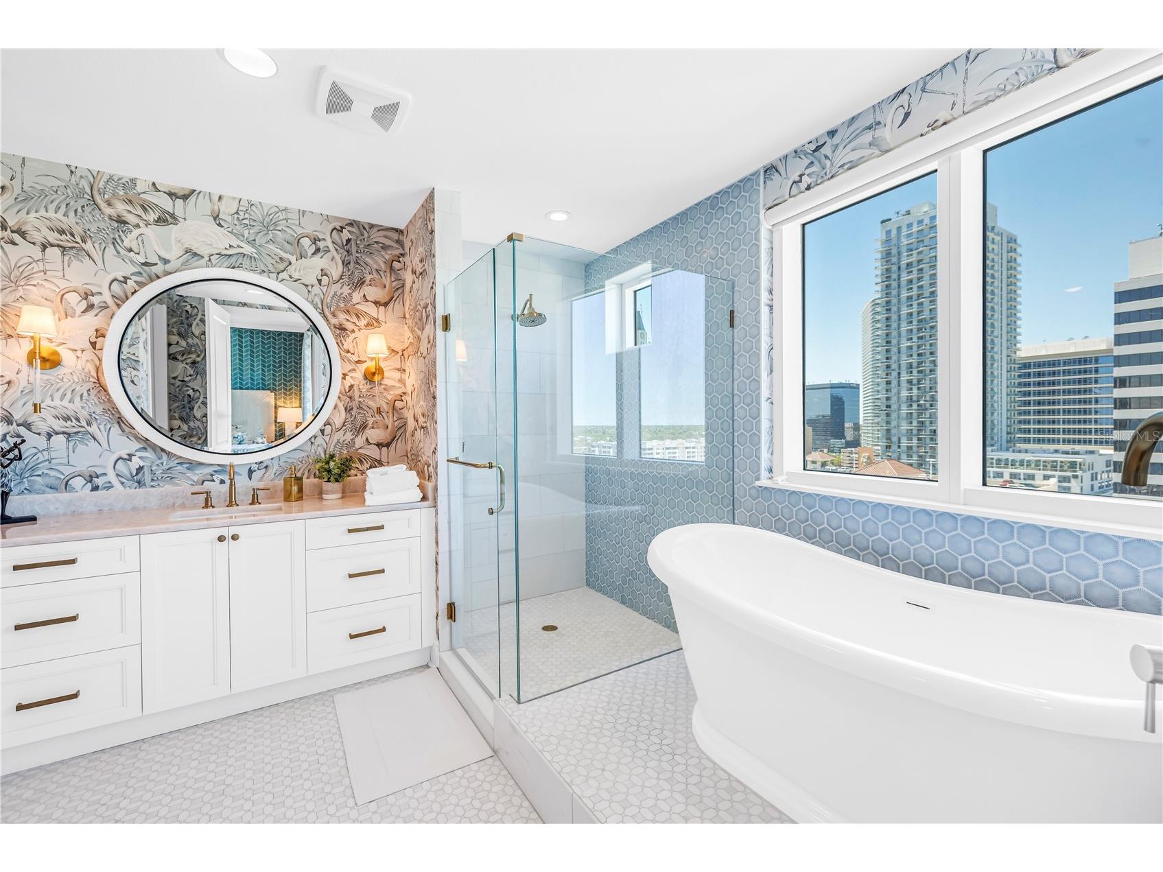 180 Beach Drive NE #1401 Saint Petersburg FL 33701 TB8487087 image40