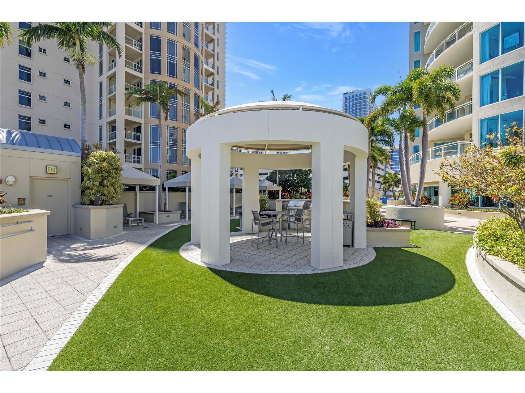 180 Beach Drive NE #1401 Saint Petersburg FL 33701 TB8487087 image45