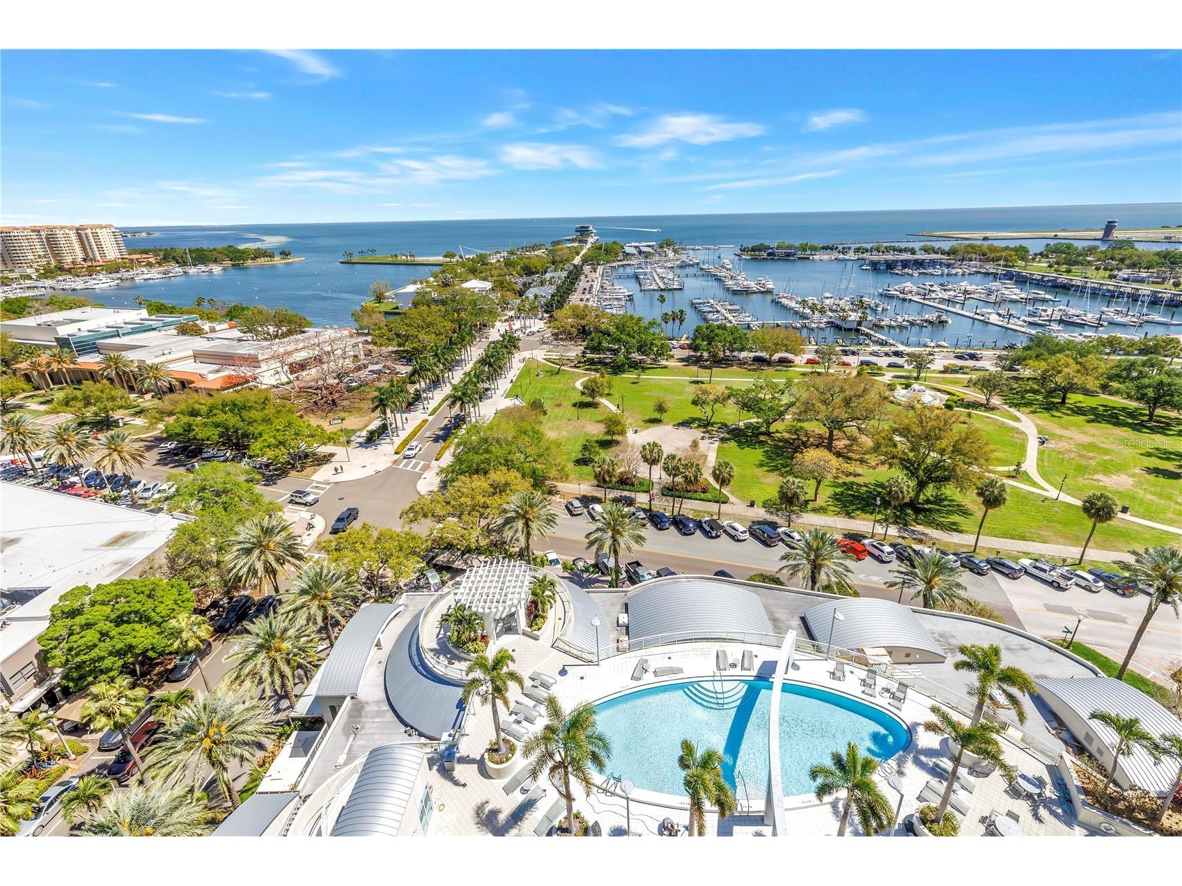 180 Beach Drive NE #1401 Saint Petersburg FL 33701 TB8487087 image52