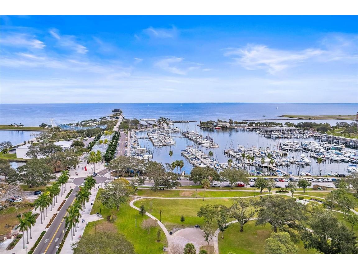 180 Beach Drive NE #1501 Saint Petersburg FL 33701 - TAMPA BAY U8197110 image1