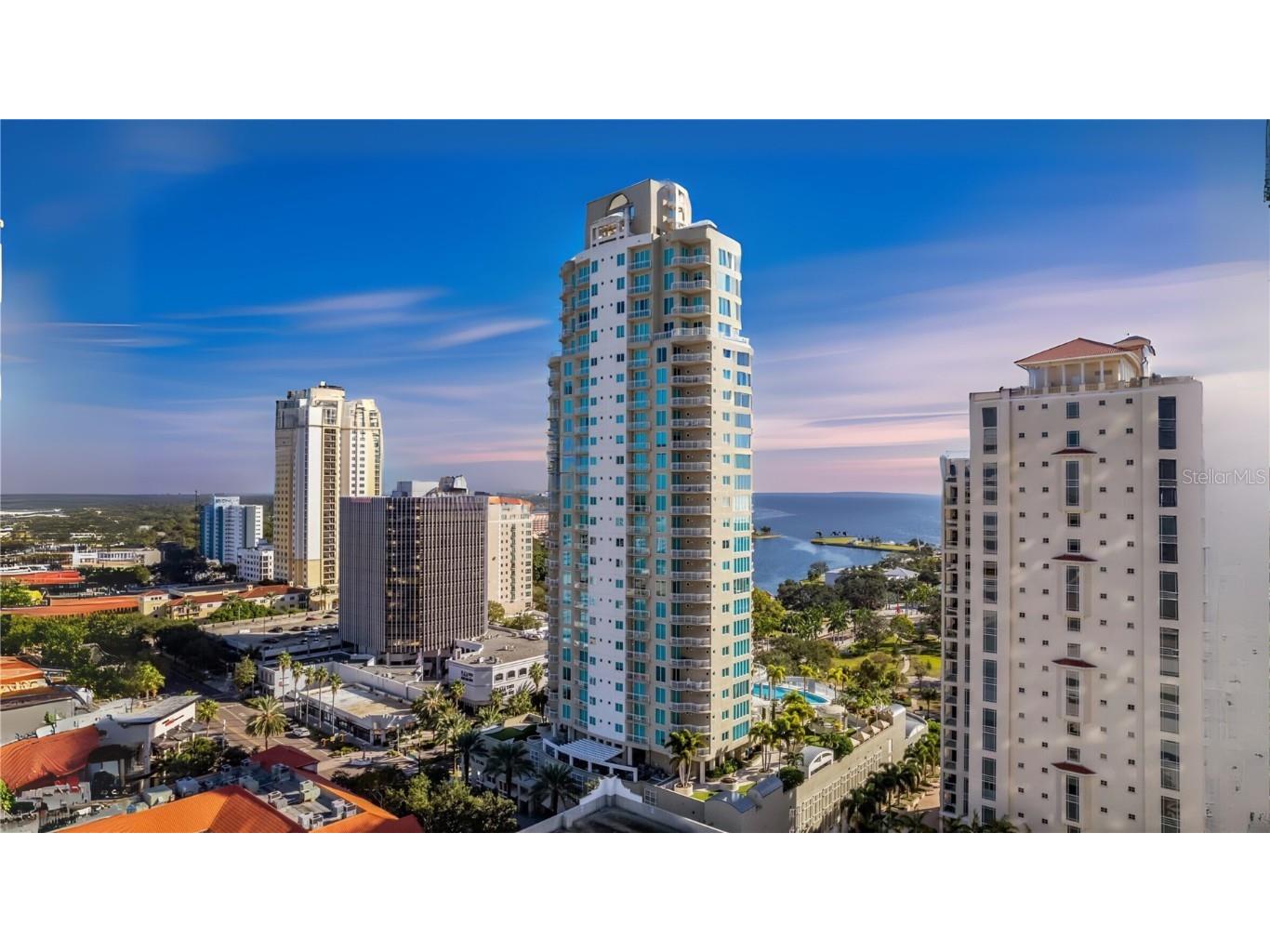 180 Beach Drive NE #1802 Saint Petersburg FL 33701 - TAMPA BAY TB8404767 image1