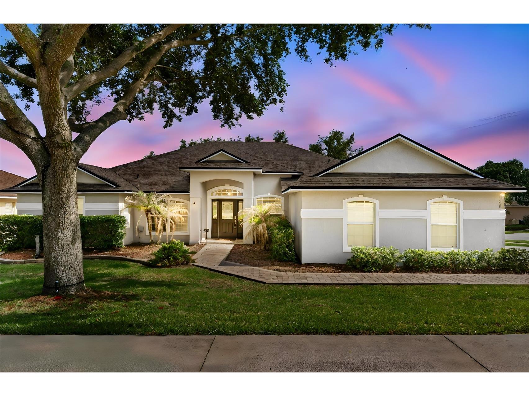 180 Compass Rose Drive Groveland FL 34736 TB8512762 image1