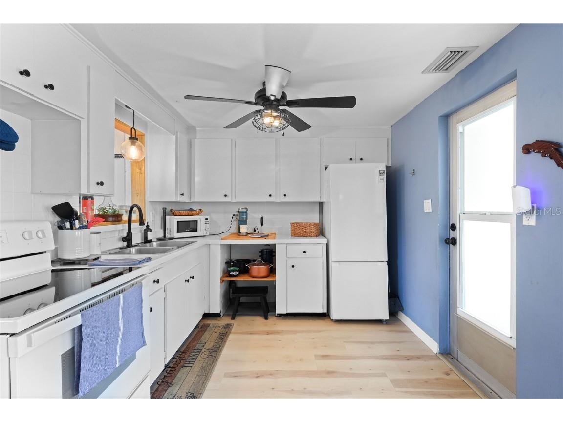 180 E Horton Avenue Englewood FL 34223 N6141197 image8