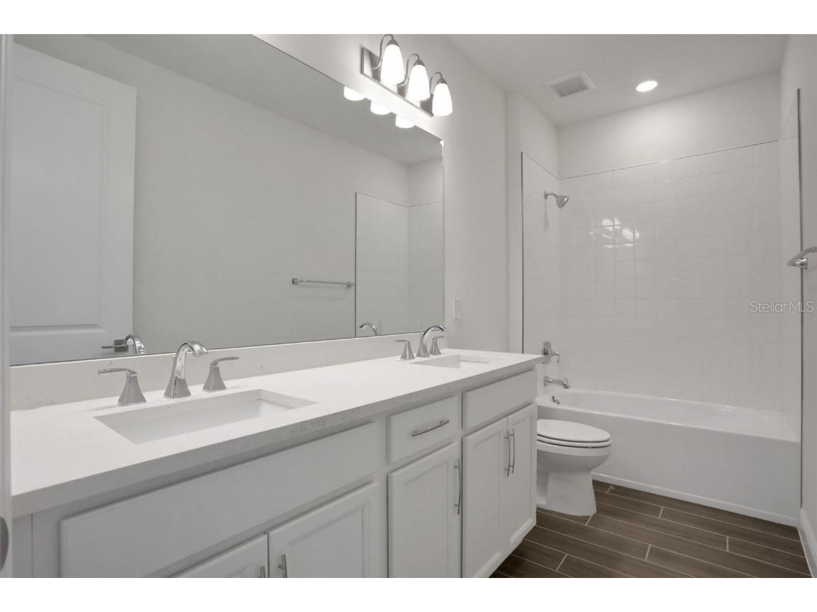 180 Eagleston Lane Lakewood Ranch FL 34240 G5088356 image20