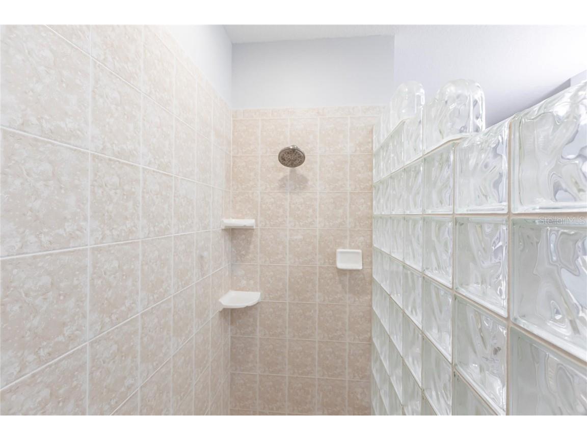 180 Hibiscus Drive #112 Punta Gorda FL 33950 C7504348 image26