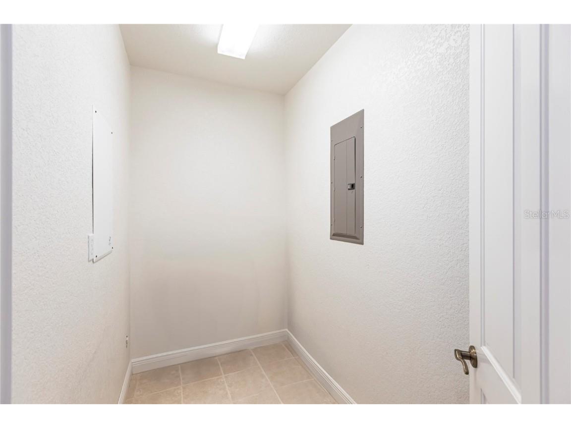 180 Hibiscus Drive #112 Punta Gorda FL 33950 C7504348 image28