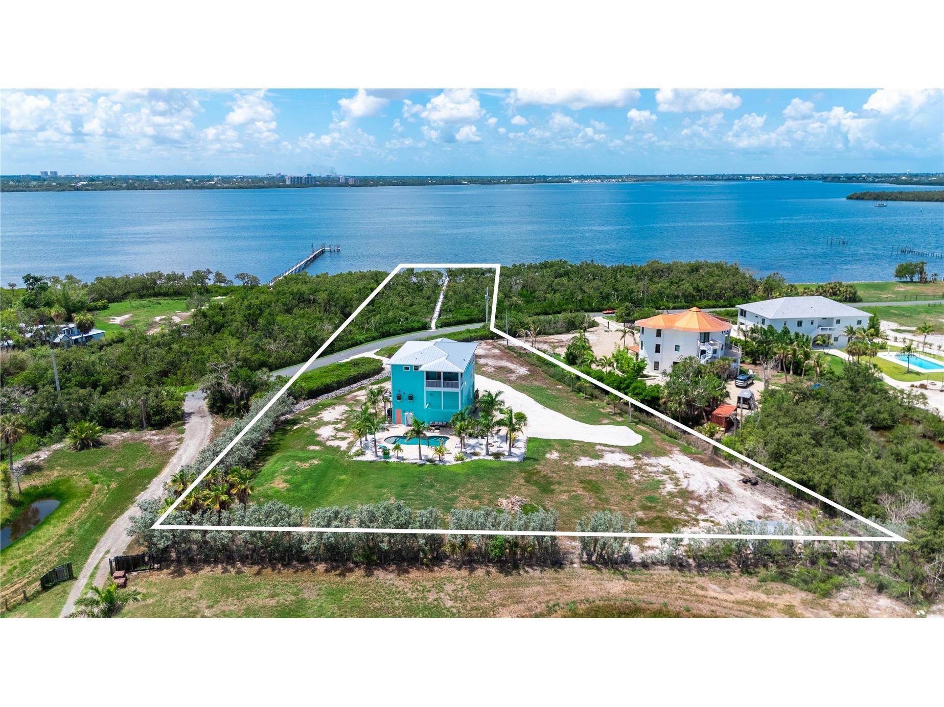 180 Horseshoe Loop Road Terra Ceia FL 34250 - TERRA CEIA BAY A4699550 image1