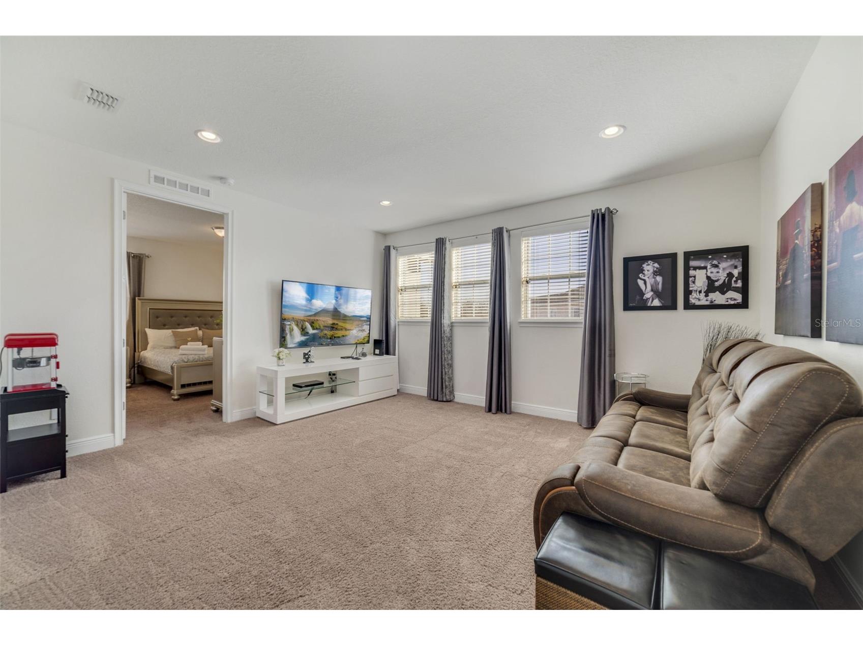 180 Minton Loop Kissimmee FL 34747 O6379374 image26
