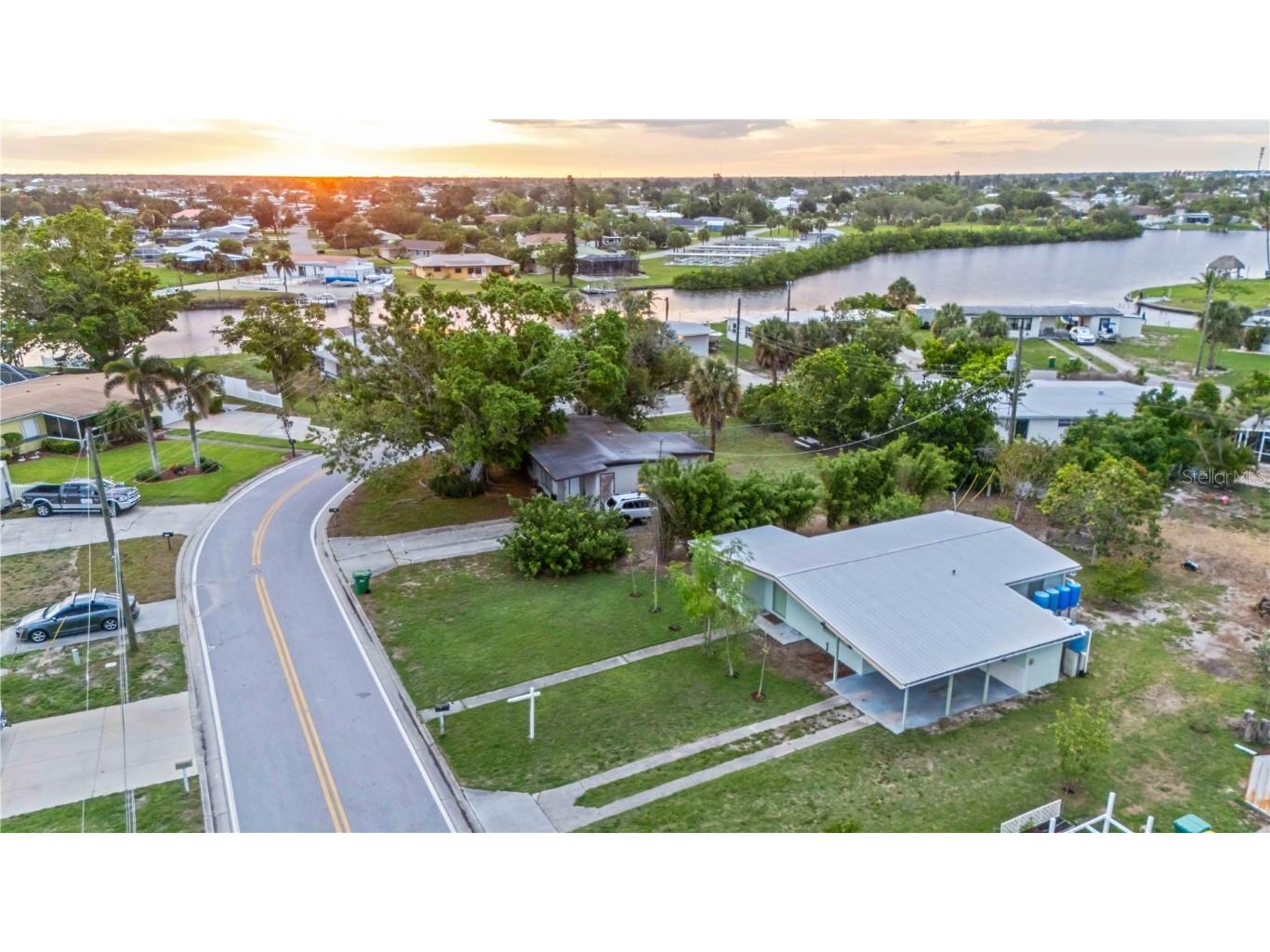 180 Palmetto Circle NE Port Charlotte FL 33952 C7511661 image2