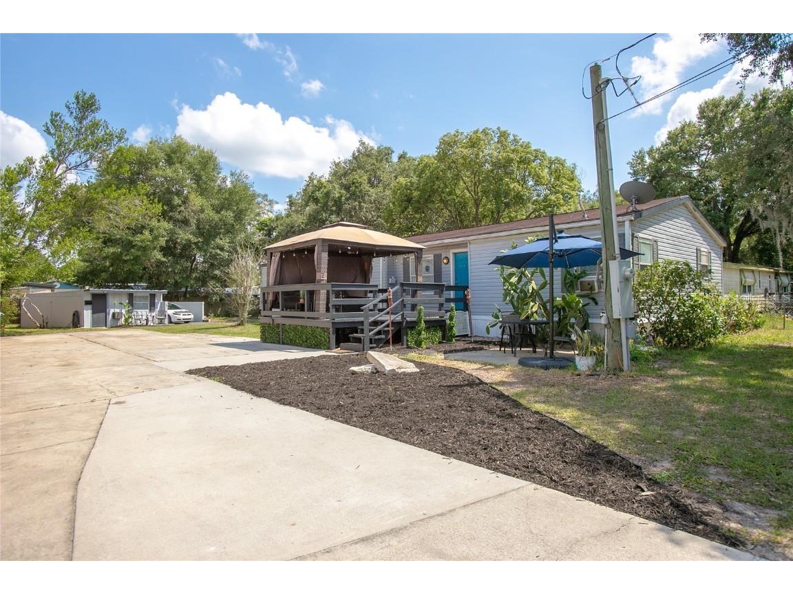 180 Robinhood Drive Deland FL 32724 V4930104 image1