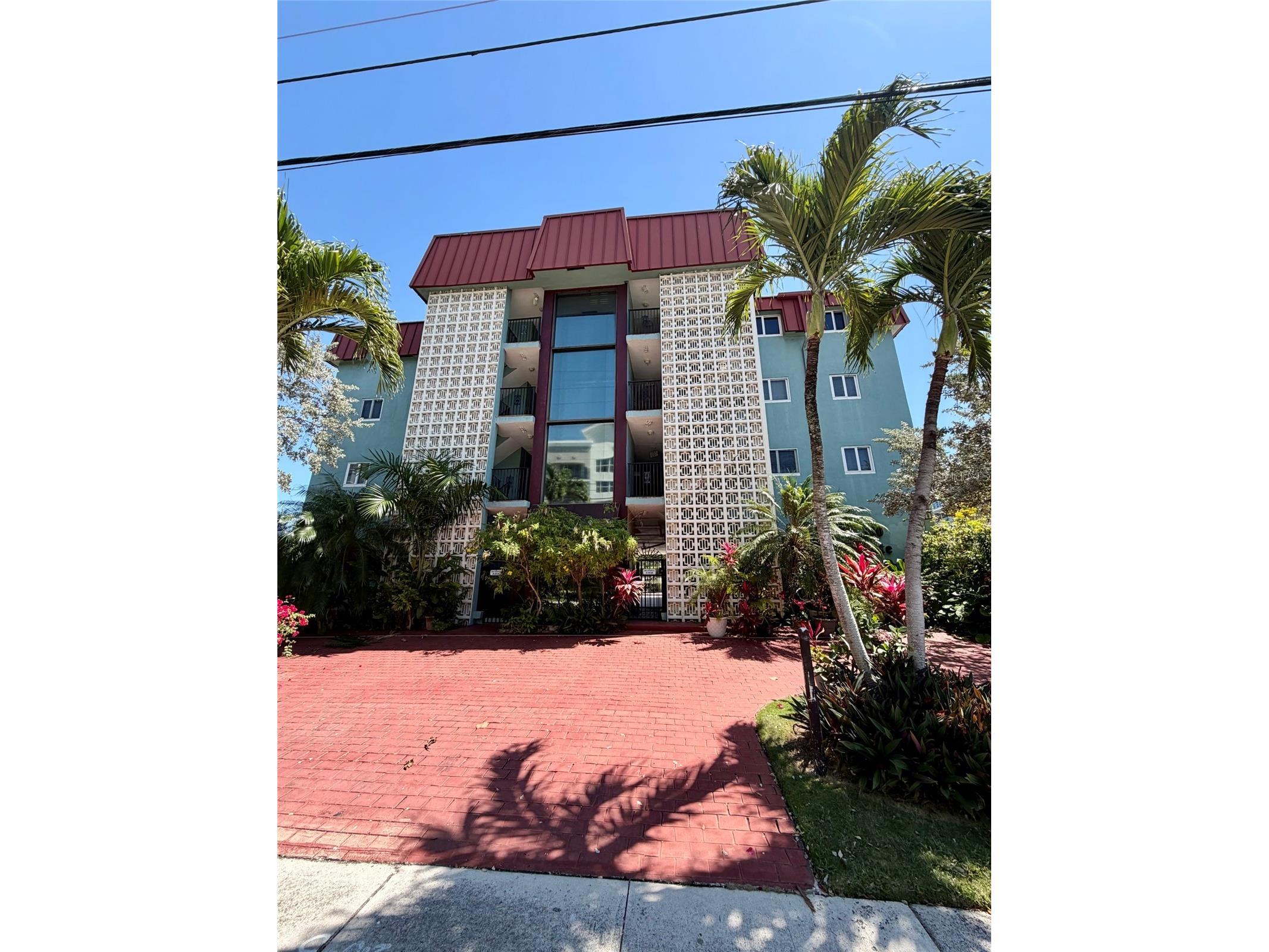 180 SE 20th Avenue #303 Deerfield Beach FL 33441 TB8496601 image1
