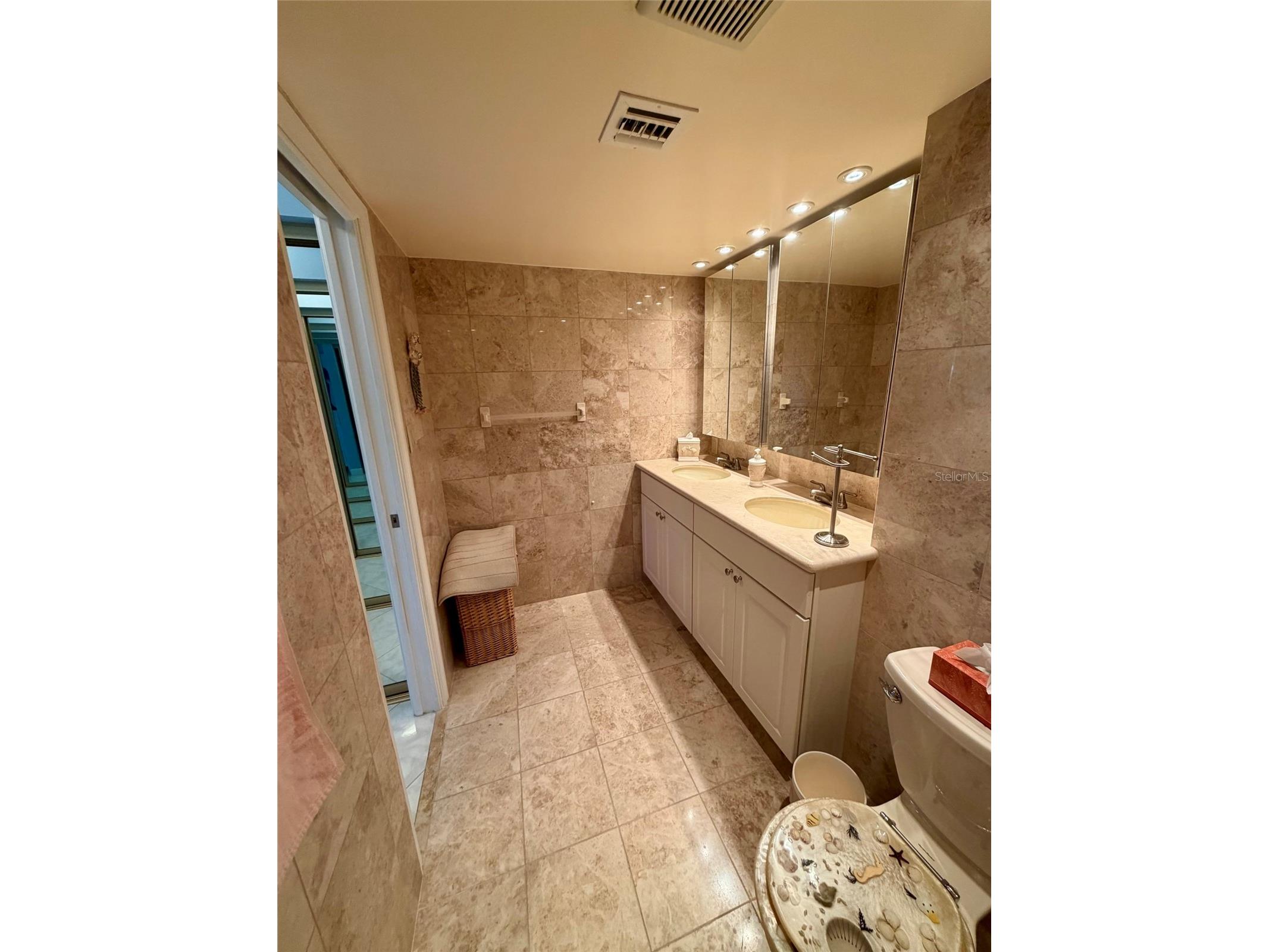 180 SE 20th Avenue #303 Deerfield Beach FL 33441 TB8496601 image13