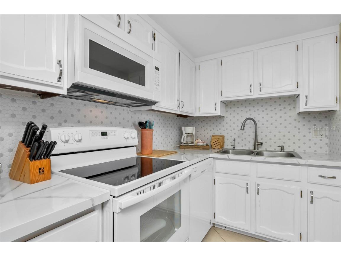 180 Seaview Court #515 Marco Island FL 34145 - GULF OF AMERICA O6299193 image15