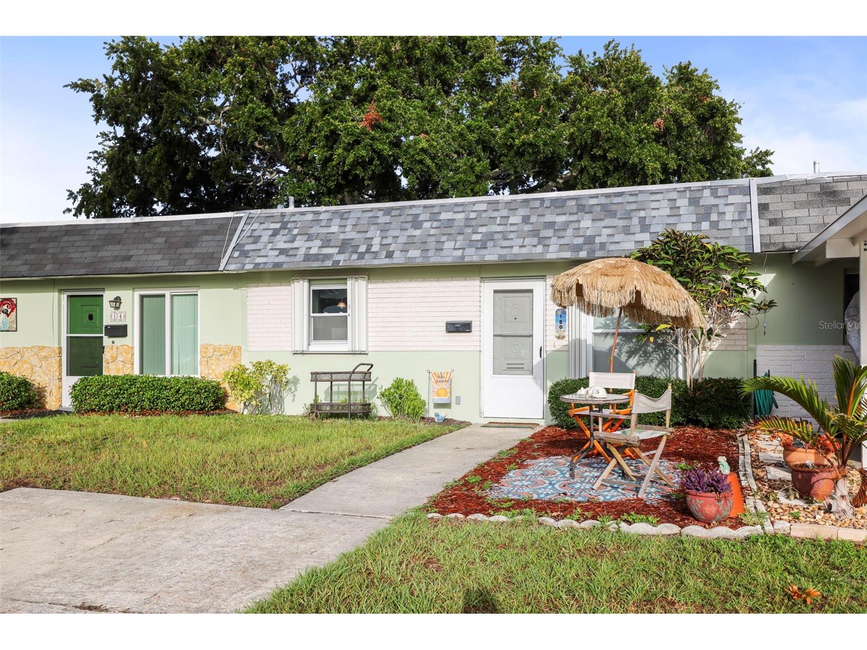 180 Sky Loch Drive W Dunedin FL 34698 TB8528643 image1