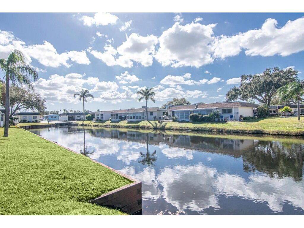 180 Sky Loch Drive W Dunedin FL 34698 TB8528643 image32