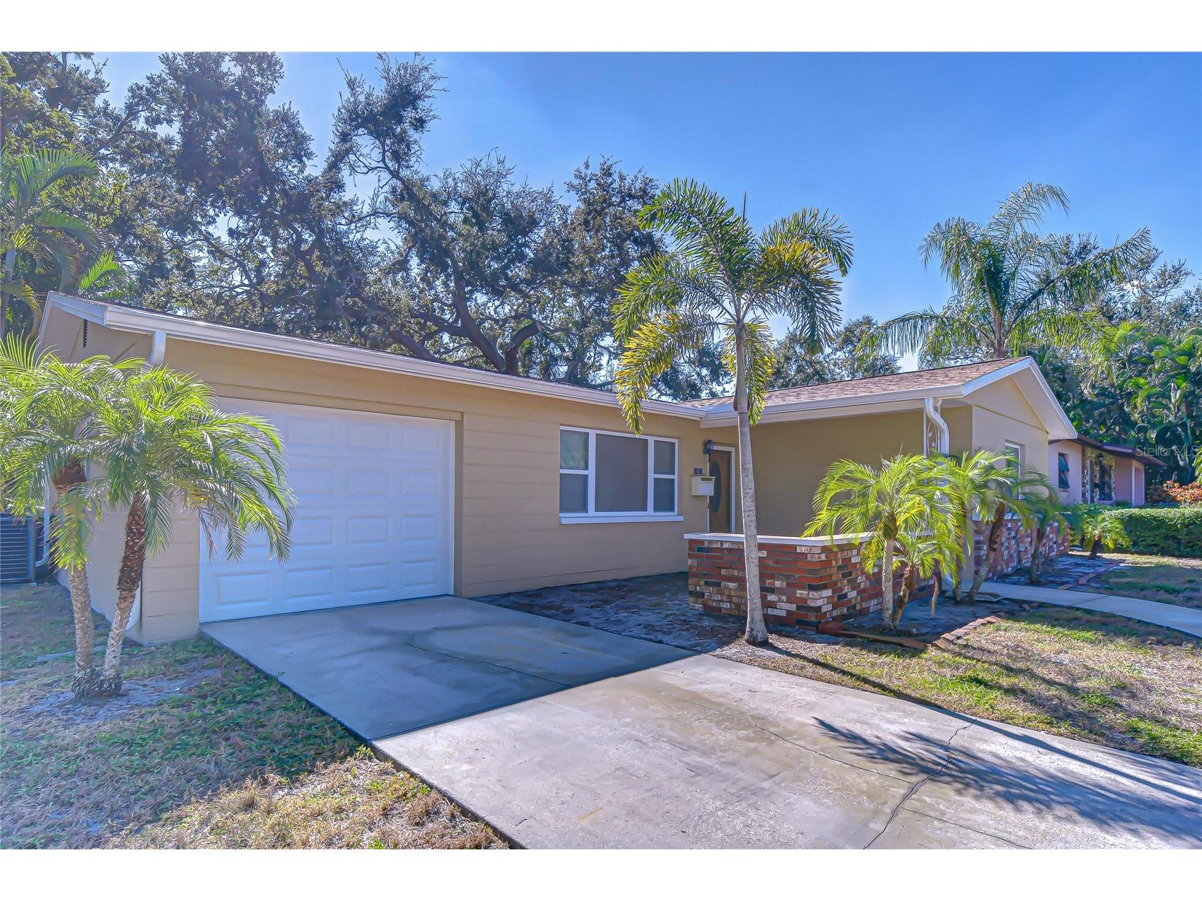 1800 52nd Avenue N Saint Petersburg FL 33714 TB8446867 image1