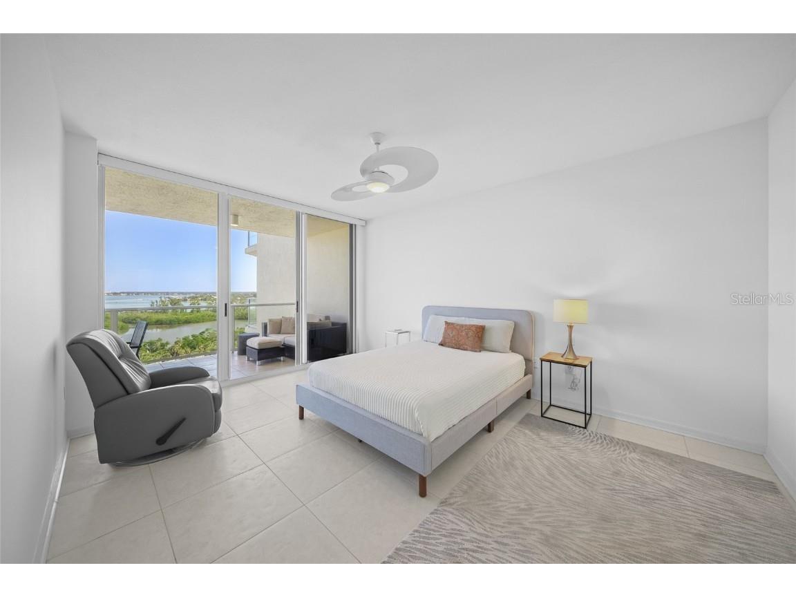 1800 Benjamin Franklin Drive #A1003 Sarasota FL 34236 A4673278 image20