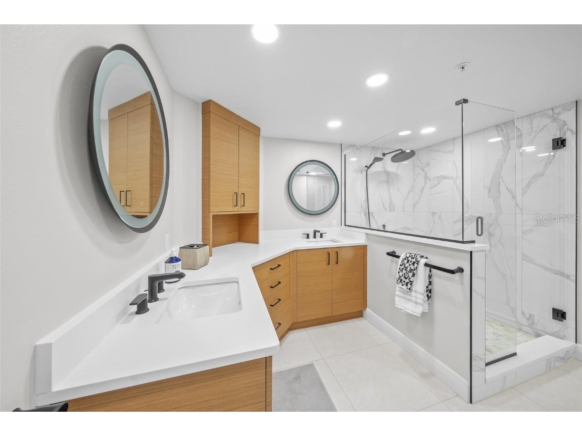 1800 Benjamin Franklin Drive #A1003 Sarasota FL 34236 A4673278 image23