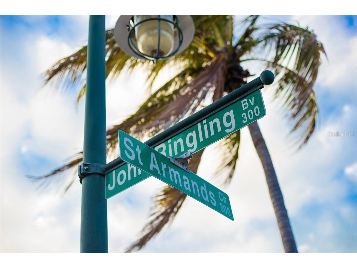 1800 Benjamin Franklin Drive #A1003 Sarasota FL 34236 A4673278 image64