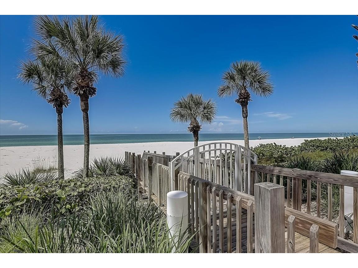 1800 Benjamin Franklin Drive #A202 Sarasota FL 34236 - GULF OF MEXICO A4670179 image2