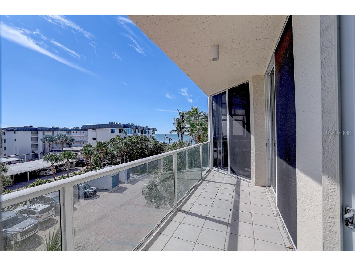 1800 Benjamin Franklin Drive #A202 Sarasota FL 34236 - GULF OF MEXICO A4670179 image25