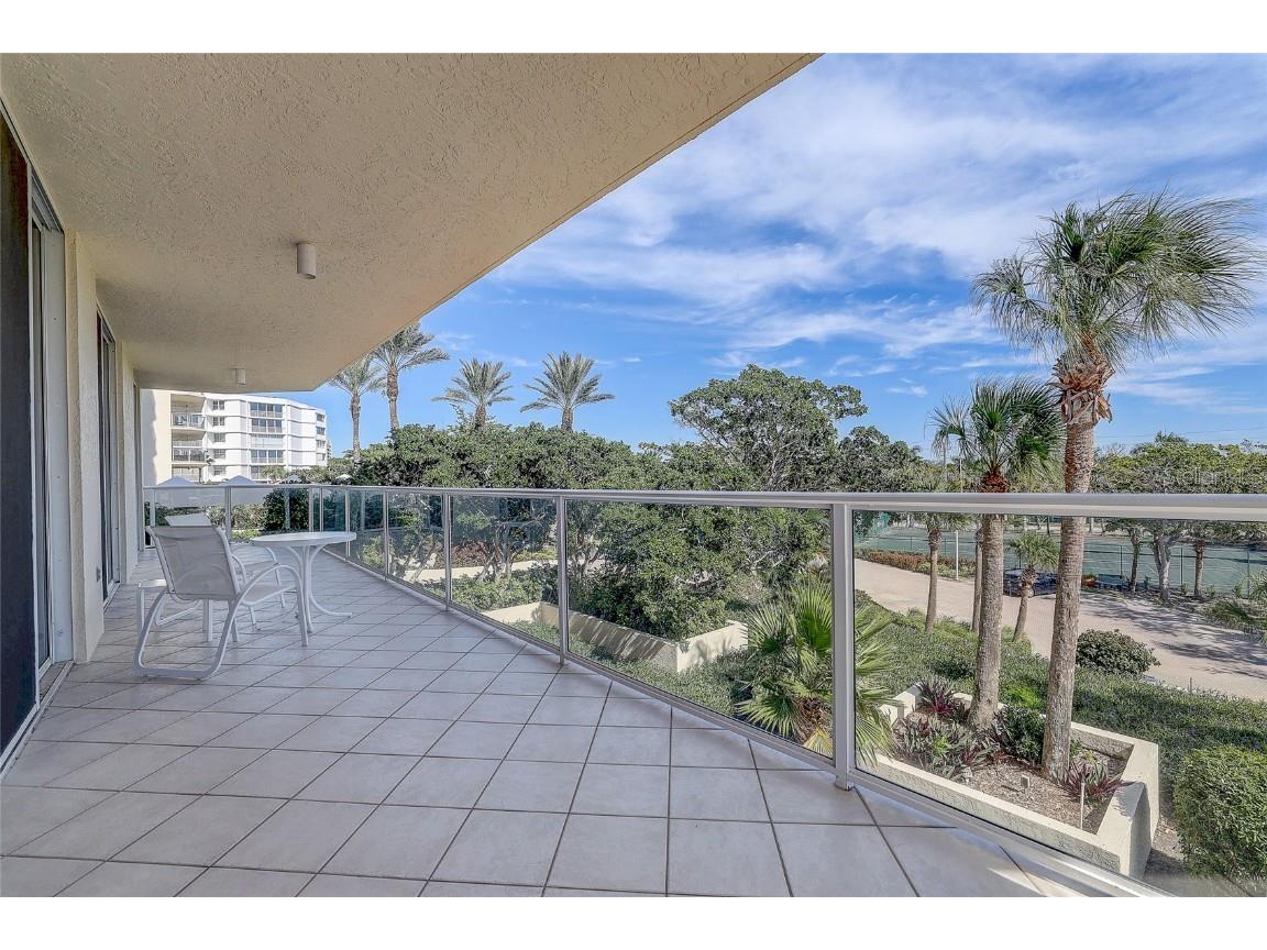 1800 Benjamin Franklin Drive #A202 Sarasota FL 34236 - GULF OF MEXICO A4670179 image5