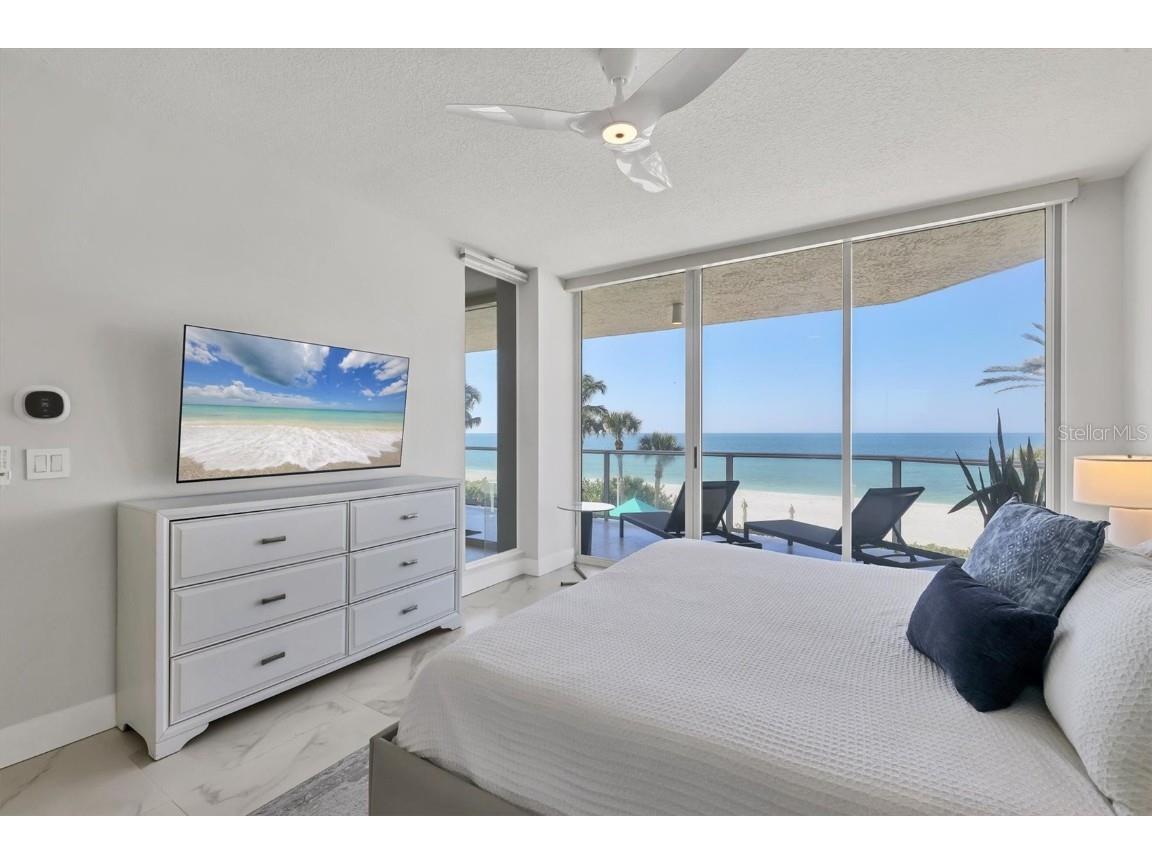 1800 Benjamin Franklin Drive #A205 Sarasota FL 34236 A4673088 image17