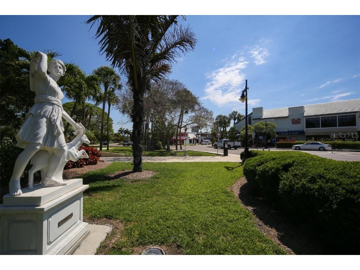 1800 Benjamin Franklin Drive #A205 Sarasota FL 34236 A4673088 image60