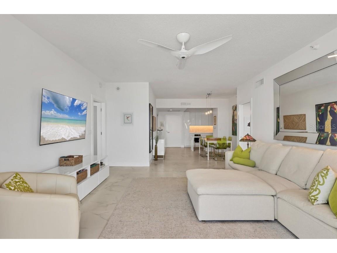 1800 Benjamin Franklin Drive #A205 Sarasota FL 34236 A4673088 image9