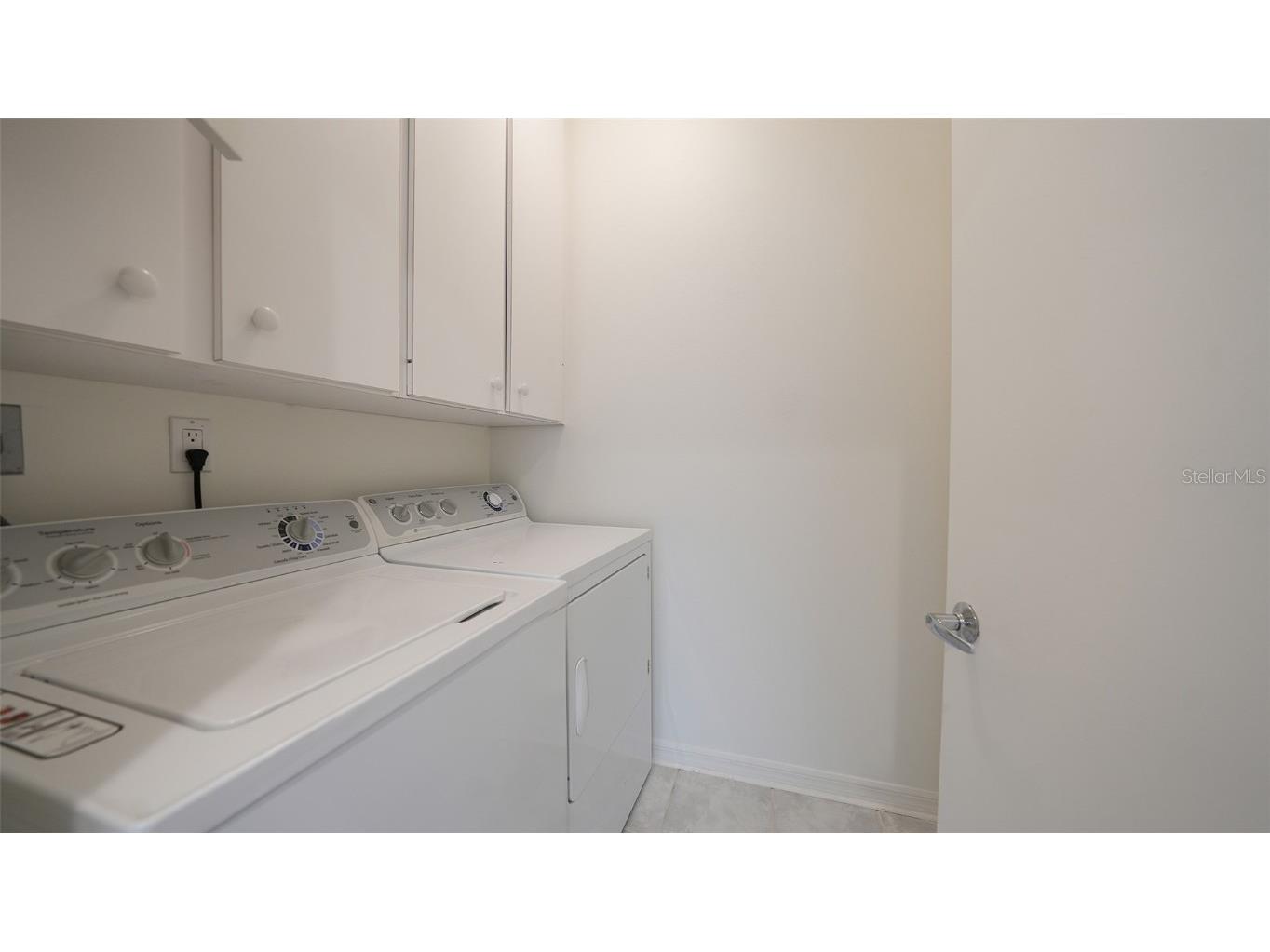 1800 Benjamin Franklin Drive #A405 Sarasota FL 34236 A4634253 image16