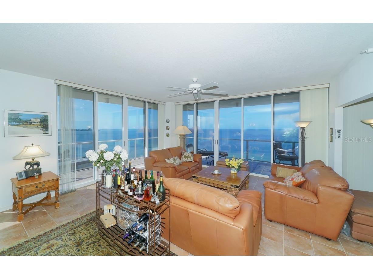 1800 Benjamin Franklin Drive #A901 Sarasota FL 34236 - GULF OF MEXICO A4631045 image15