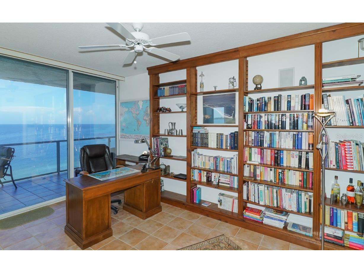 1800 Benjamin Franklin Drive #A901 Sarasota FL 34236 - GULF OF MEXICO A4631045 image21
