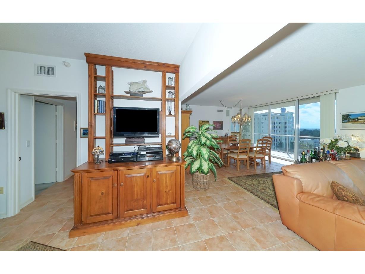 1800 Benjamin Franklin Drive #A901 Sarasota FL 34236 - GULF OF MEXICO A4631045 image22