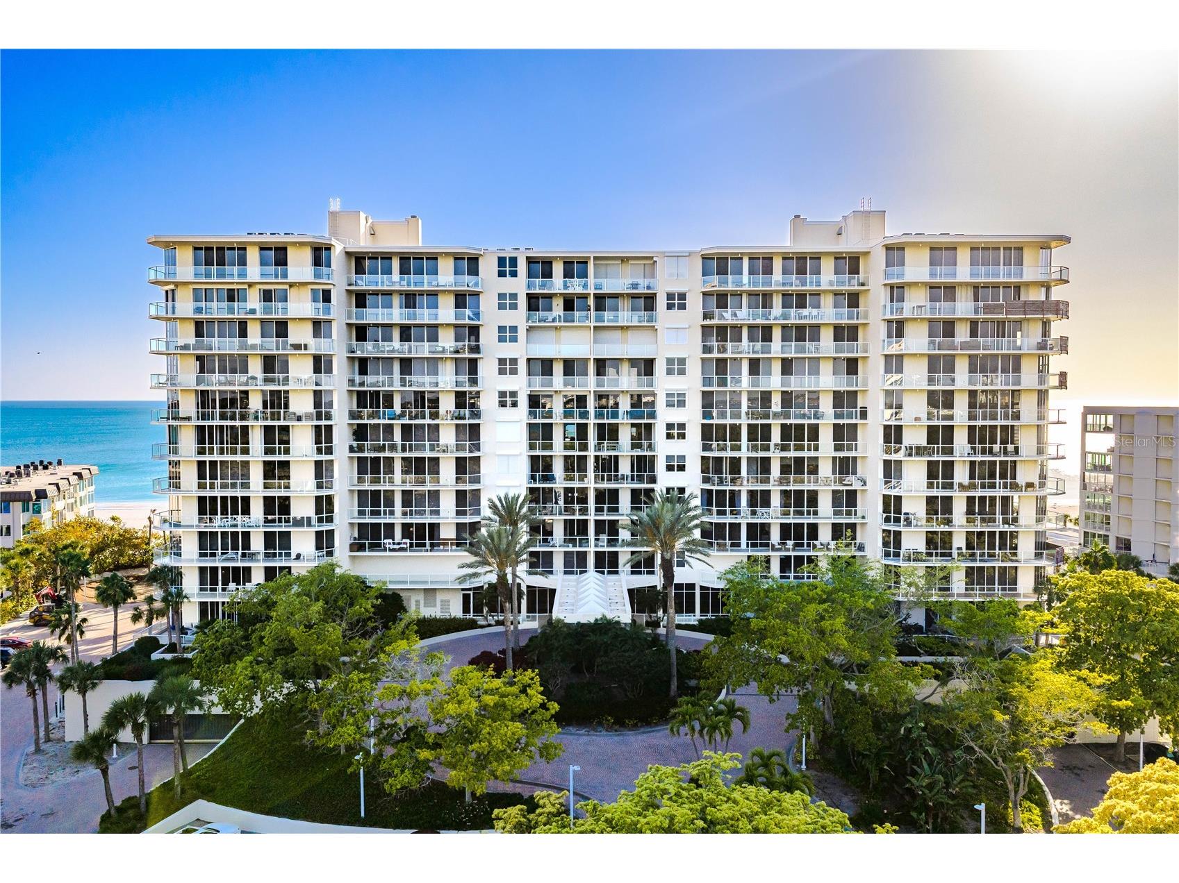 1800 Benjamin Franklin Drive #A905 Sarasota FL 34236 - GULF OF AMERICA A4692060 image1