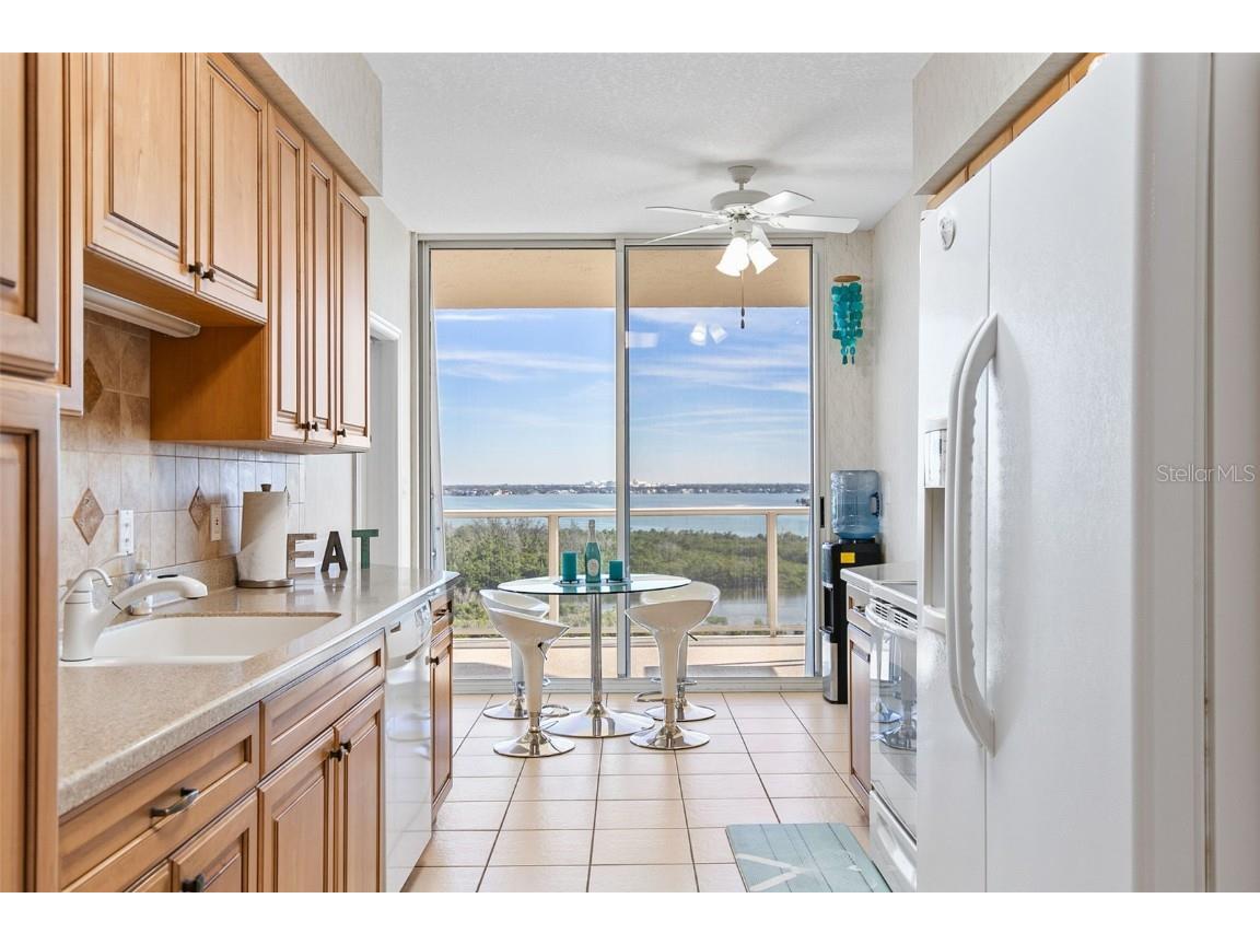 1800 Benjamin Franklin Drive #B1007 Sarasota FL 34236 - GULF OF AMERICA A4674505 image10