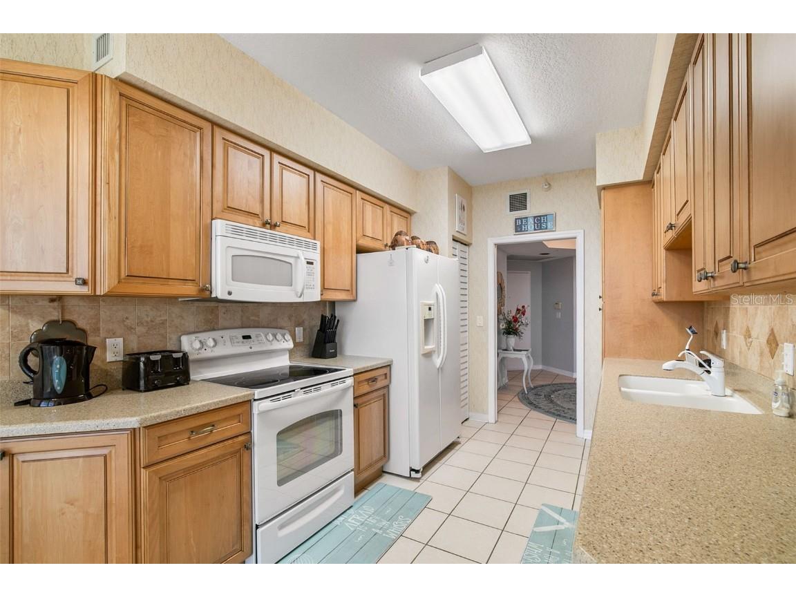 1800 Benjamin Franklin Drive #B1007 Sarasota FL 34236 - GULF OF AMERICA A4674505 image11