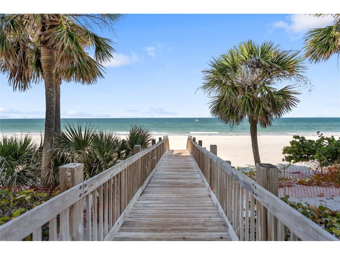 1800 Benjamin Franklin Drive #B1009 Sarasota FL 34236 A4653653 image1