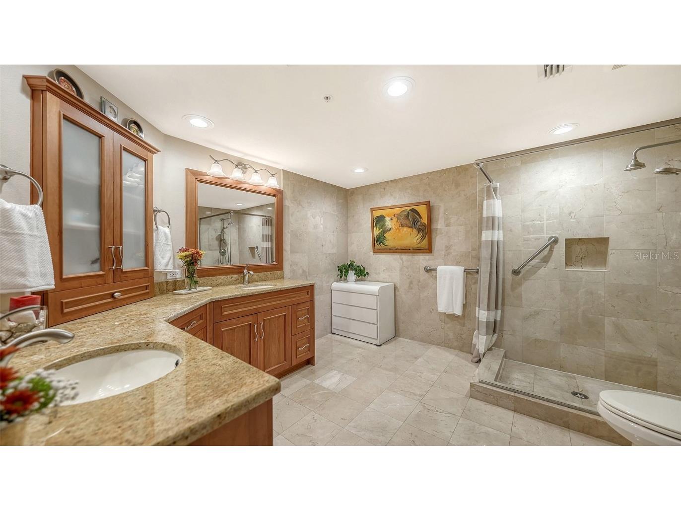 1800 Benjamin Franklin Drive #B207 Sarasota FL 34236 - GULF OF MEXICO A4666804 image18