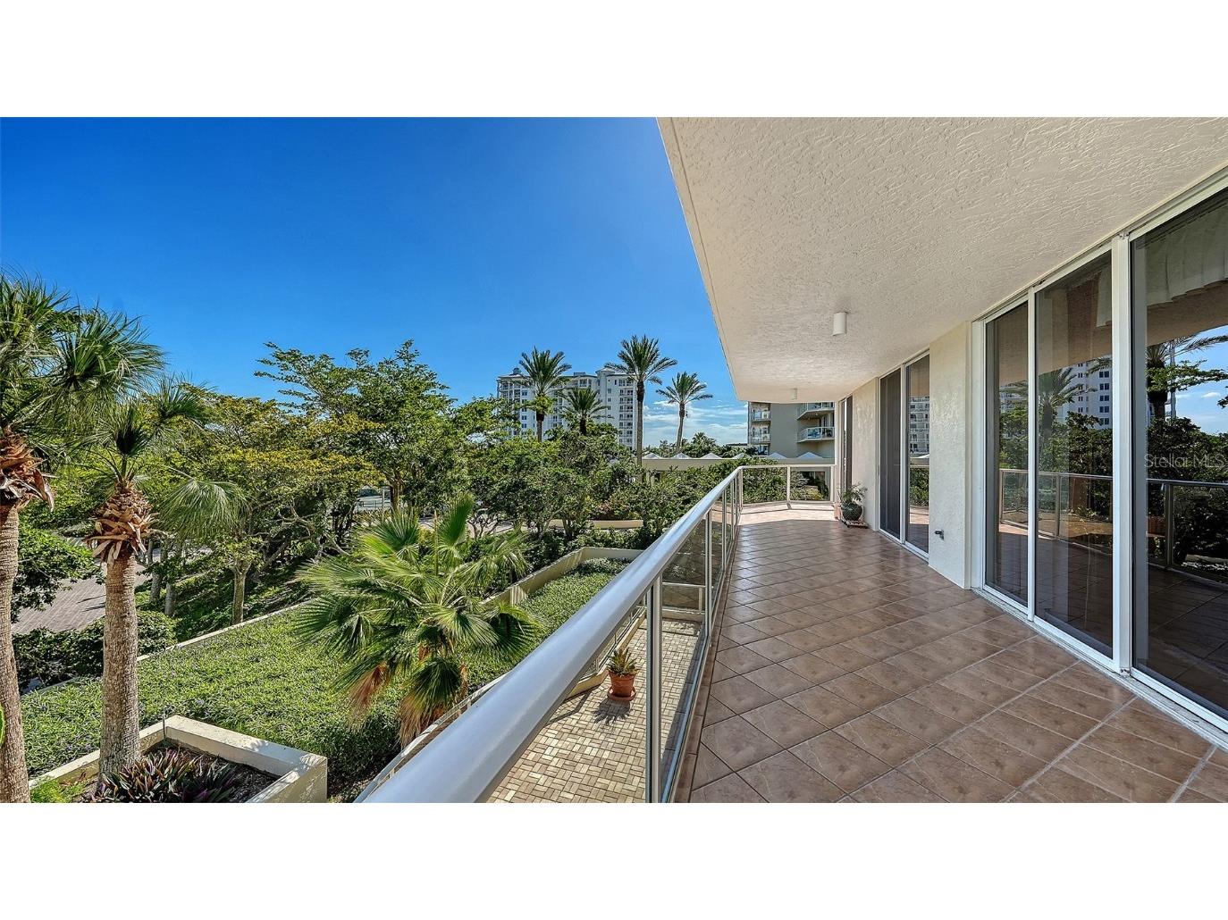 1800 Benjamin Franklin Drive #B207 Sarasota FL 34236 - GULF OF MEXICO A4666804 image22