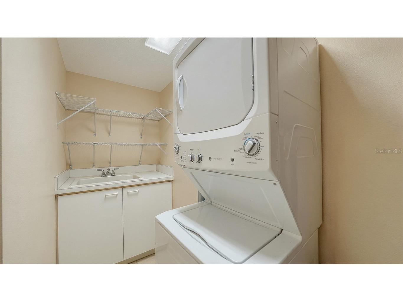 1800 Benjamin Franklin Drive #B207 Sarasota FL 34236 - GULF OF MEXICO A4666804 image27