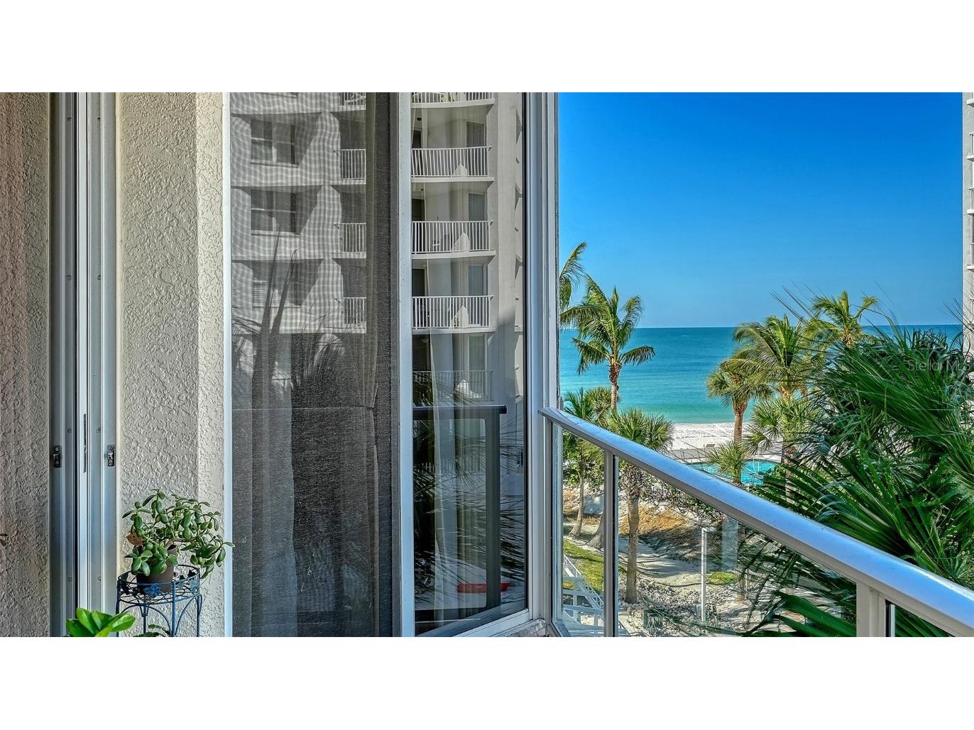 1800 Benjamin Franklin Drive #B207 Sarasota FL 34236 - GULF OF MEXICO A4666804 image6