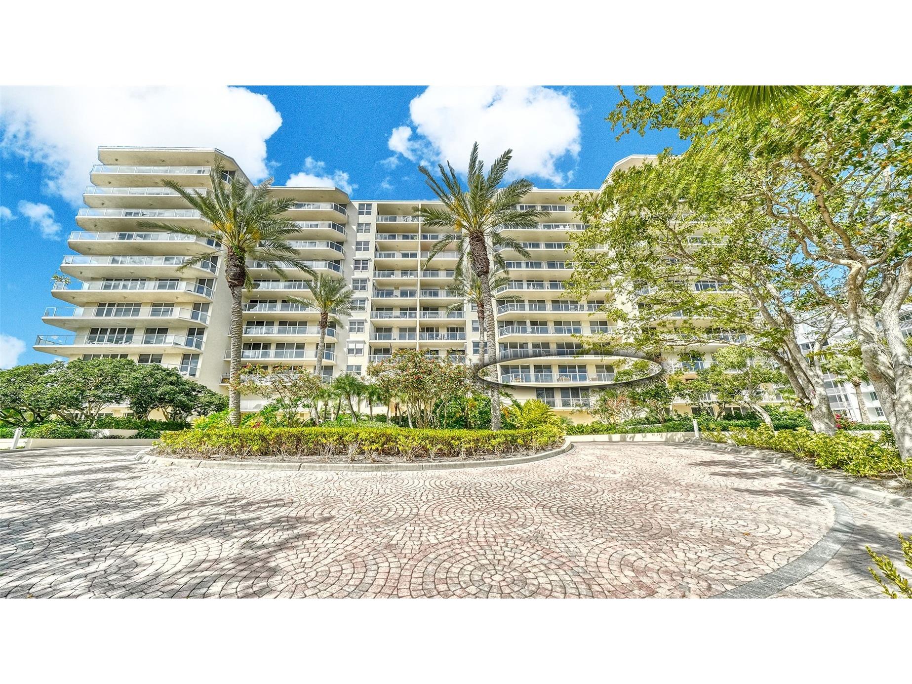 1800 Benjamin Franklin Drive #B308 Sarasota FL 34236 A4689391 image1