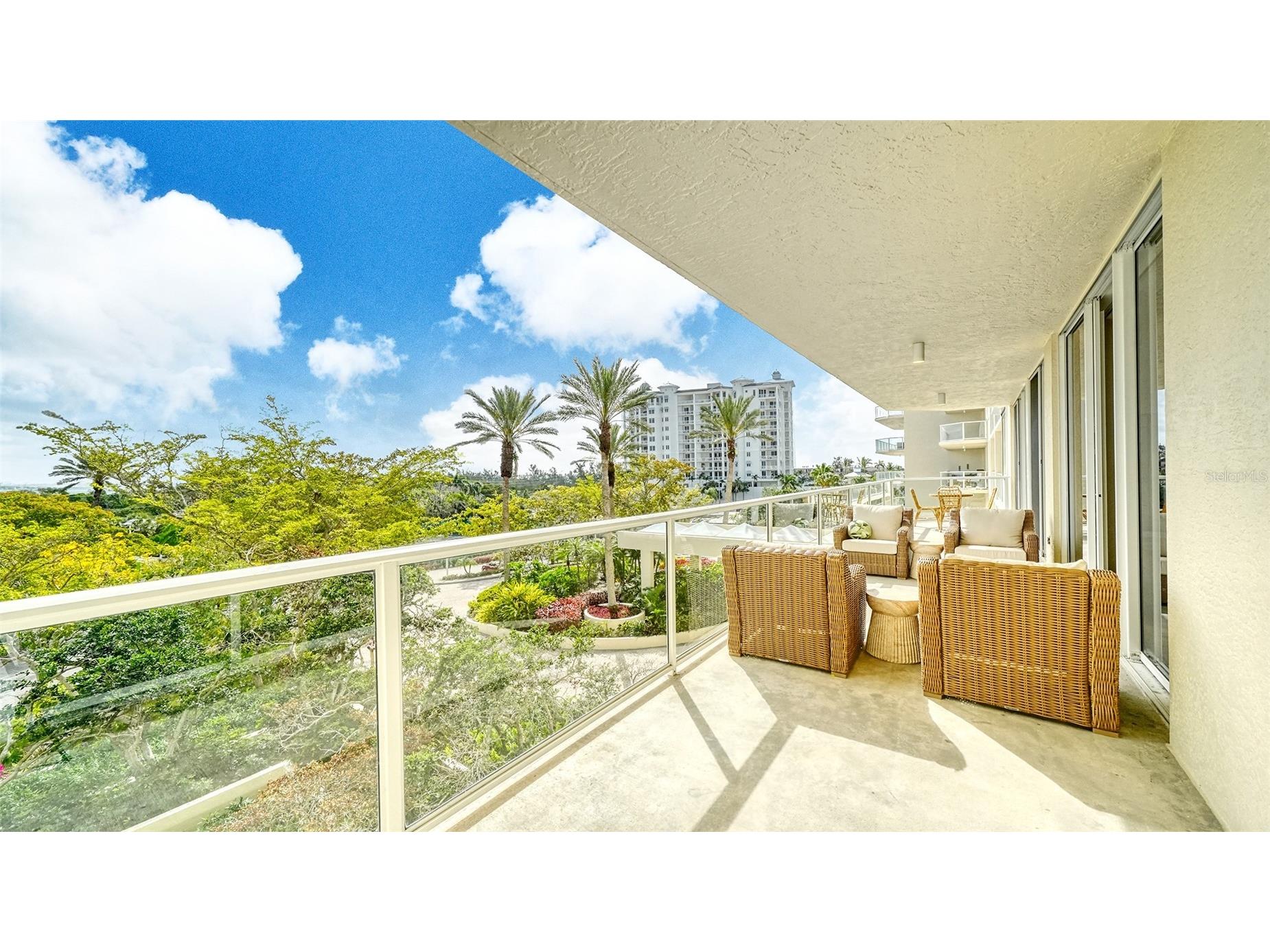 1800 Benjamin Franklin Drive #B308 Sarasota FL 34236 A4689391 image10