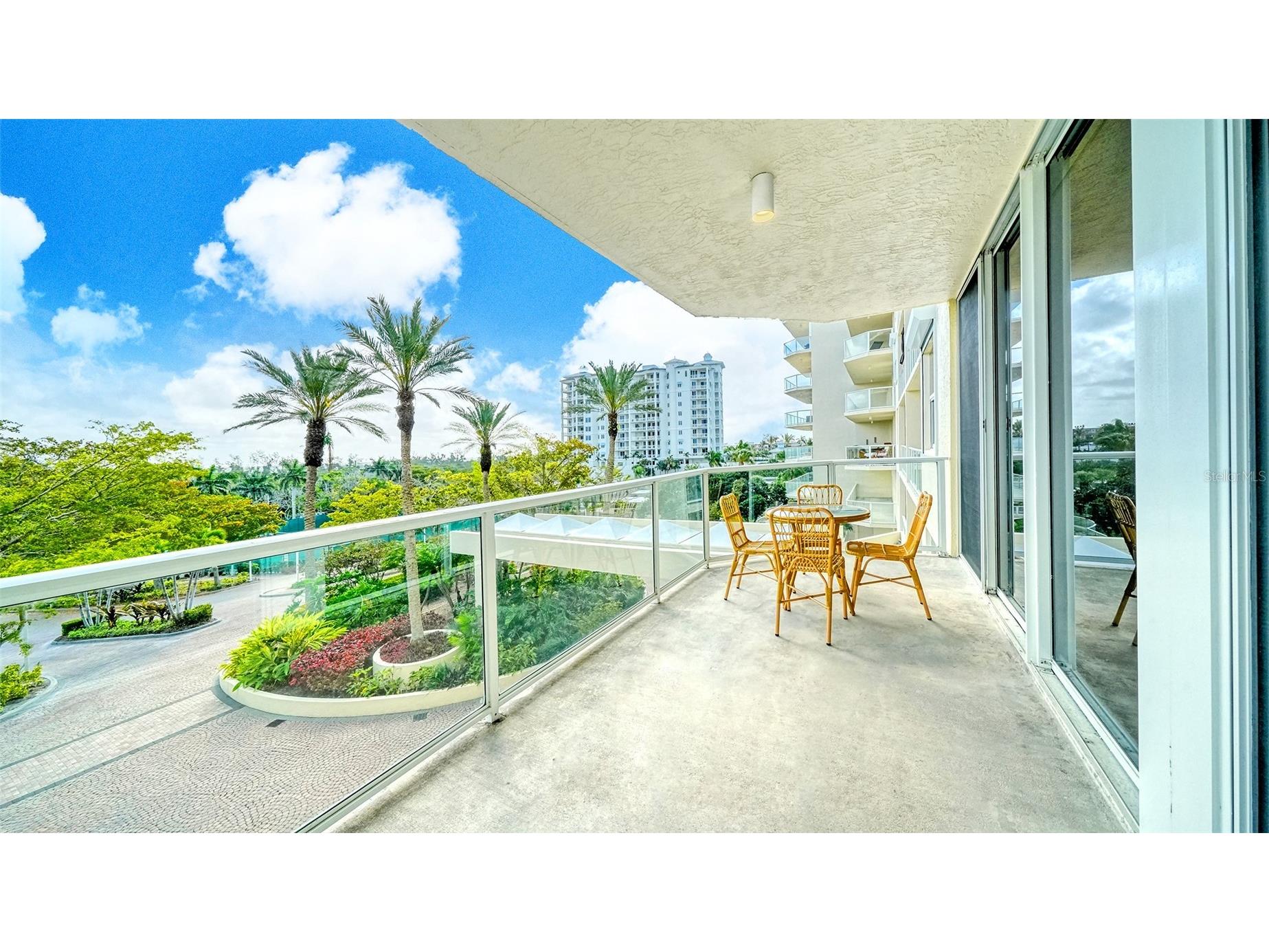 1800 Benjamin Franklin Drive #B308 Sarasota FL 34236 A4689391 image12