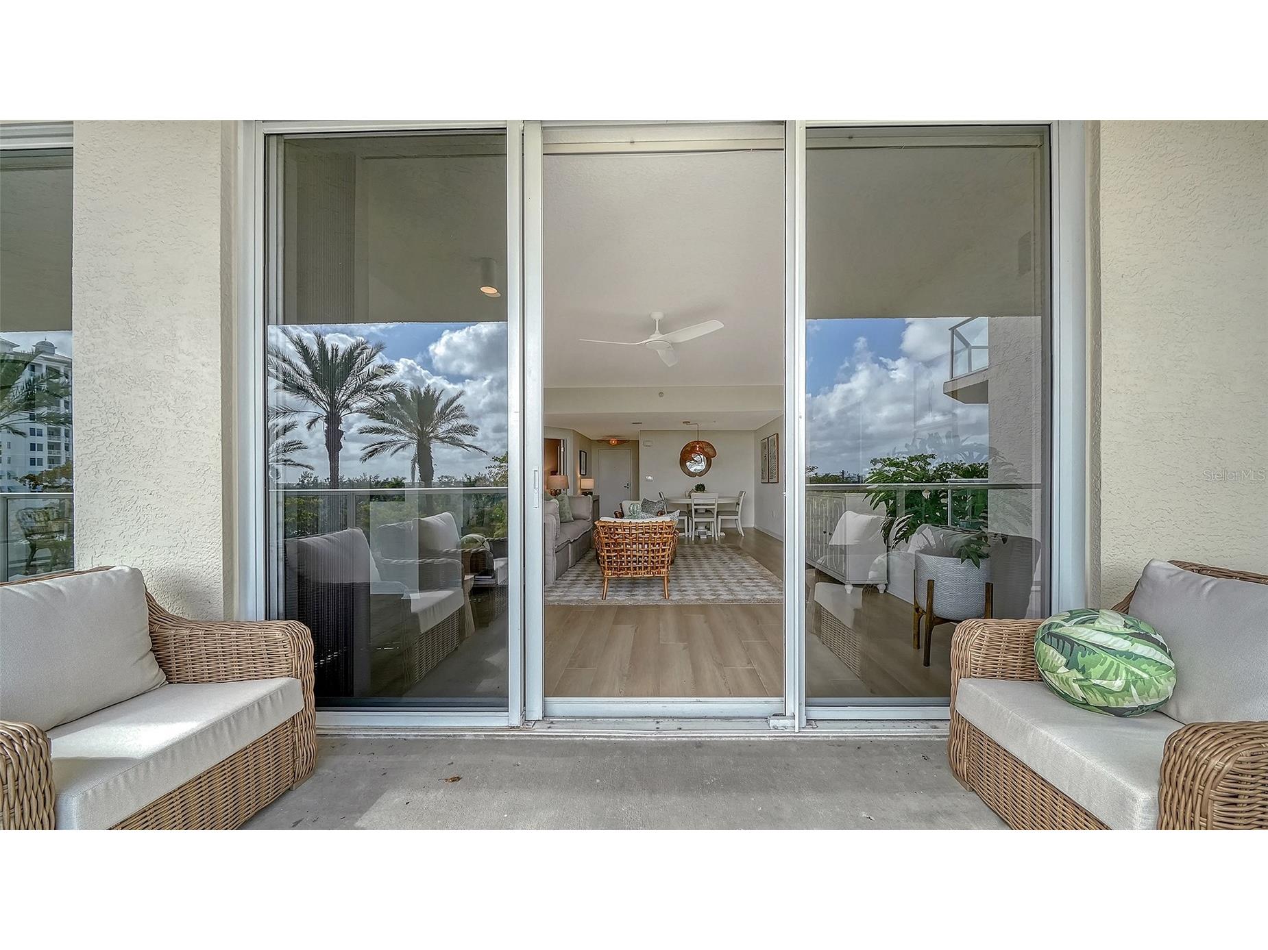 1800 Benjamin Franklin Drive #B308 Sarasota FL 34236 A4689391 image14