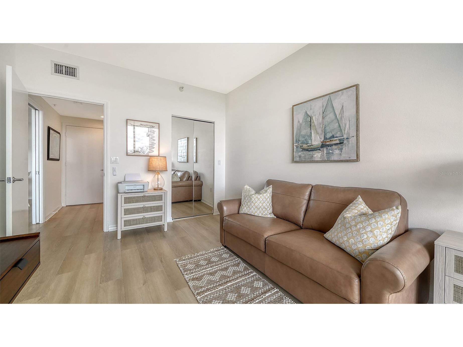 1800 Benjamin Franklin Drive #B308 Sarasota FL 34236 A4689391 image32