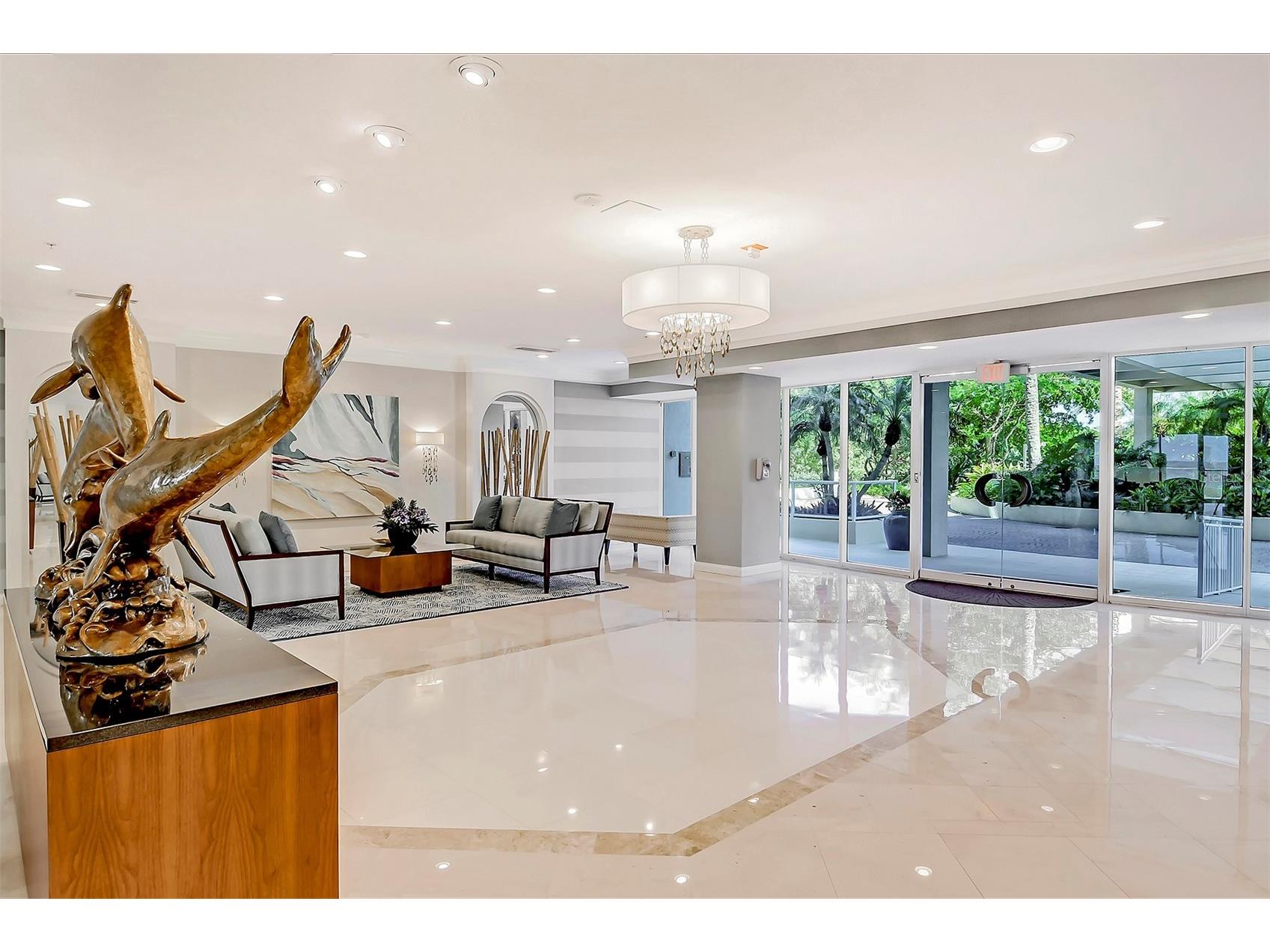 1800 Benjamin Franklin Drive #B308 Sarasota FL 34236 A4689391 image35